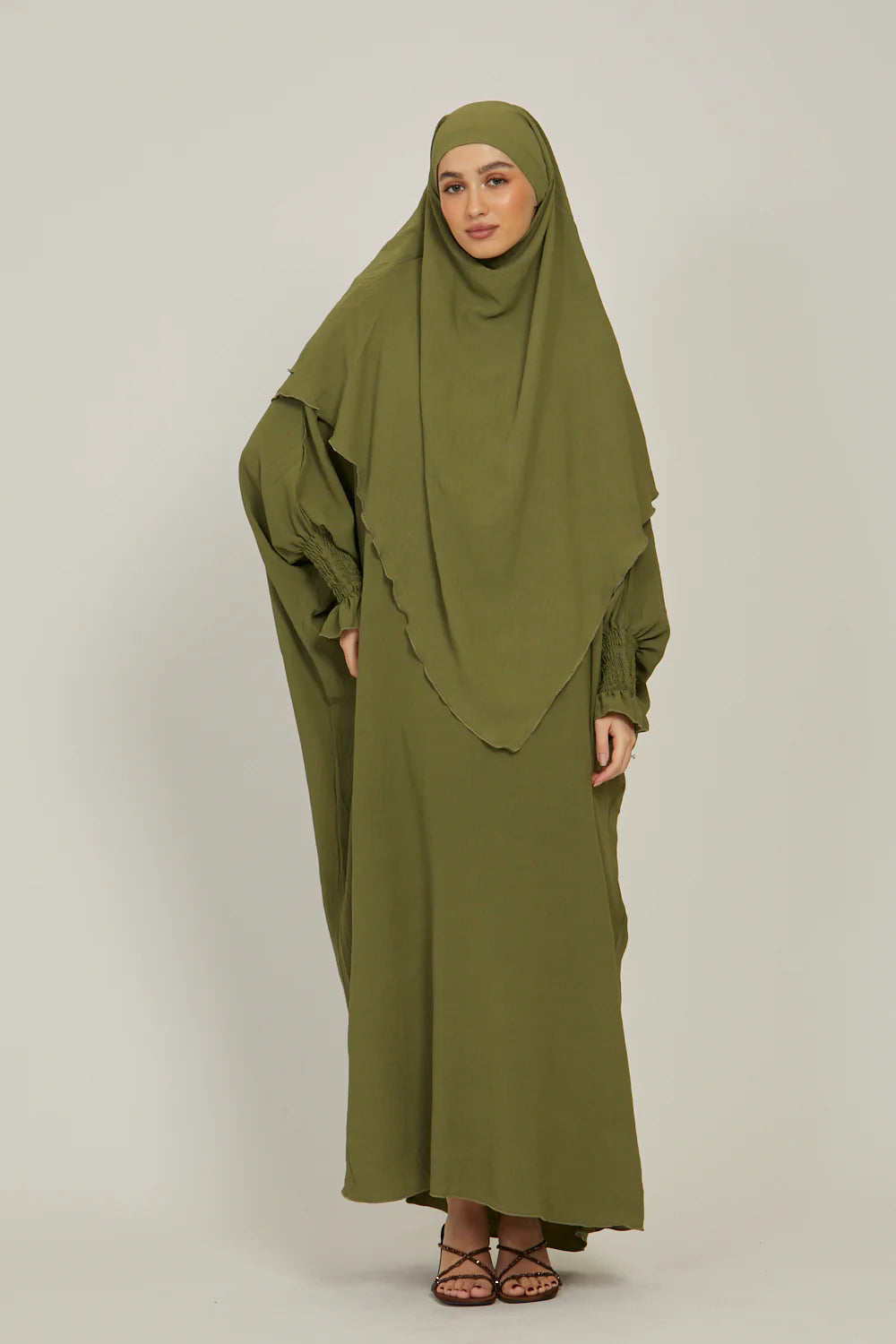 Abaya Kaki